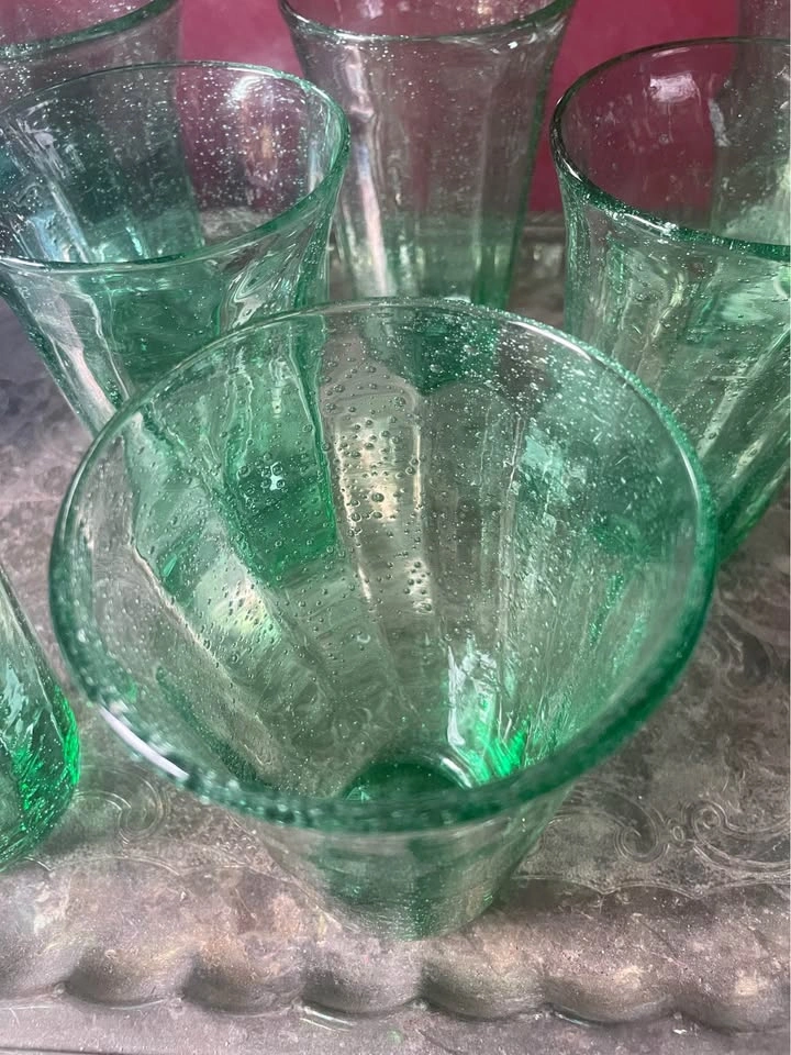 SET OF 4 BEAUTIFUL GREEN HANDBLOWN HIGHBALL/ICED TEA GLASSES! 2 - photo 3