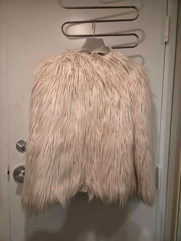 White Fun Fur jacket - photo 3