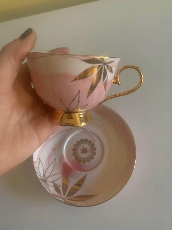 Cup and Saucer - photo 3