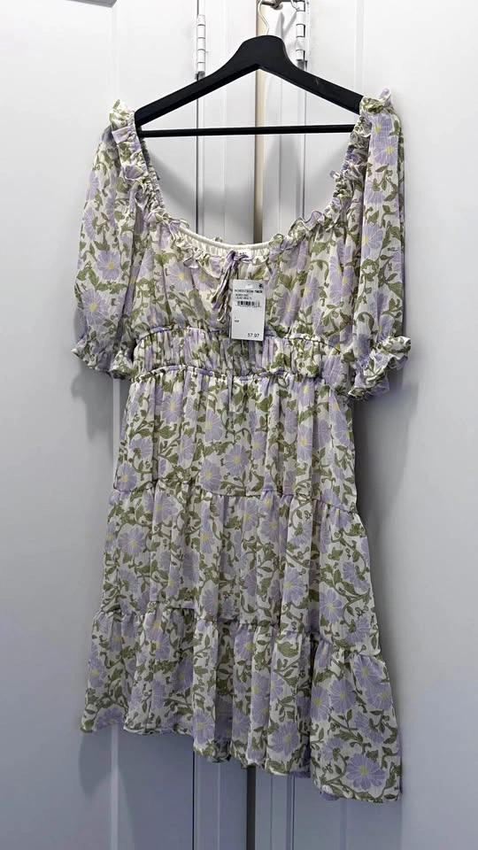 Lavendar Floral Dress - Size Large