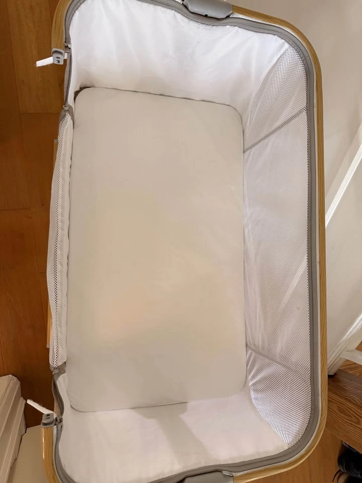 Baby Bassinet with adjustable height and bedside sleeper - photo 5
