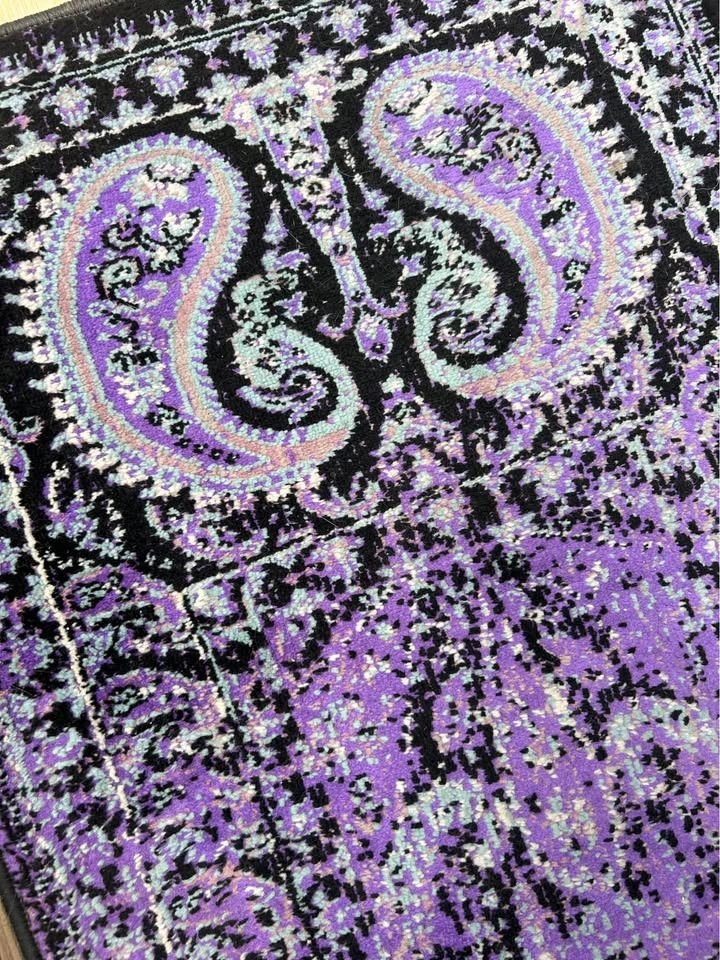 Purple Paisley Runner Rug - photo 2