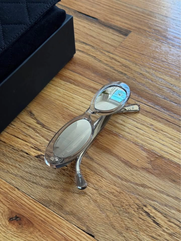 Chanel Sunglasses - photo 5