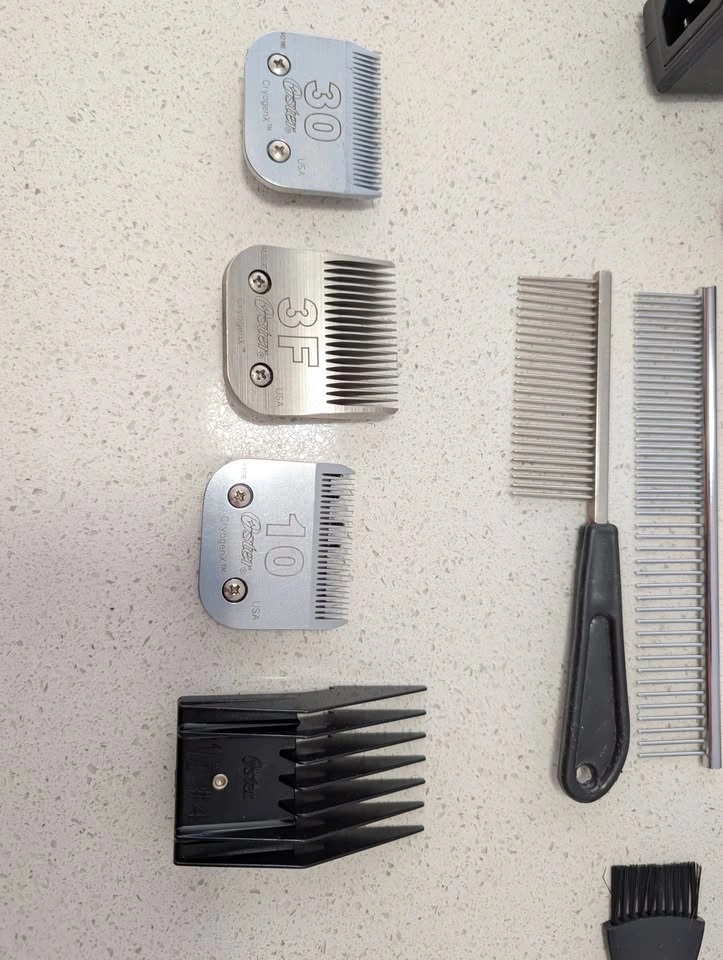 Oster A6 Pet Clipper & Scissor Kit - photo 2