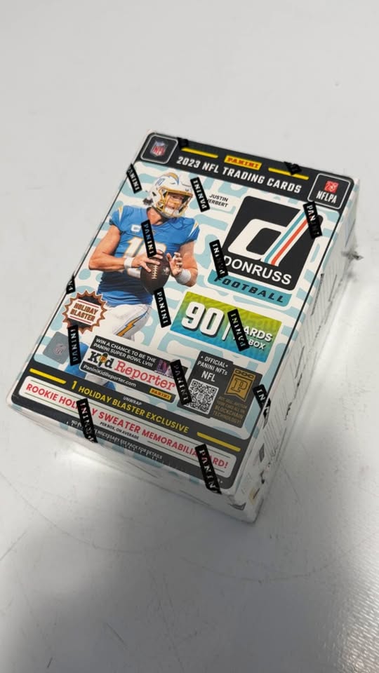 2023 Panini Donruss Holiday NFL Blaster Box - photo 2