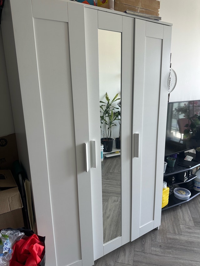 IKEA Hemnes Wardrobe - photo 2
