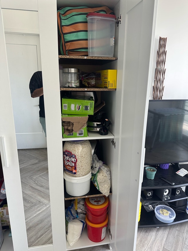 IKEA Hemnes Wardrobe - photo 4