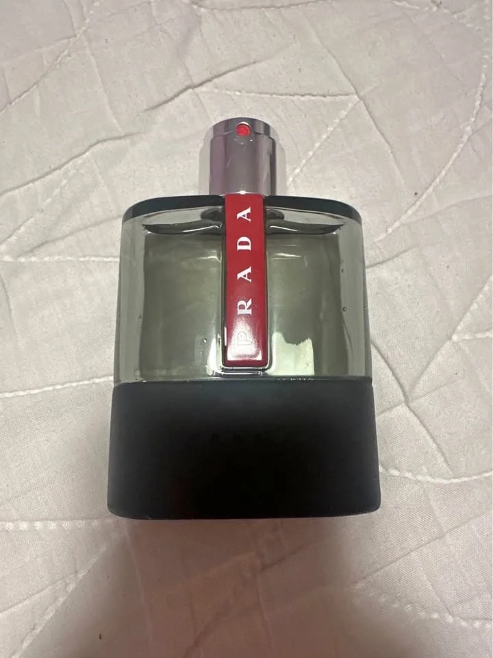 Prada Carbon Eau de Toilette 100ml