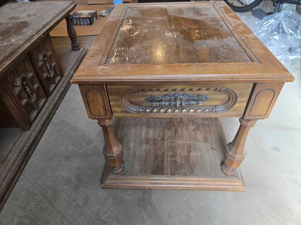 Solid wood coffee table and side tables - photo 2