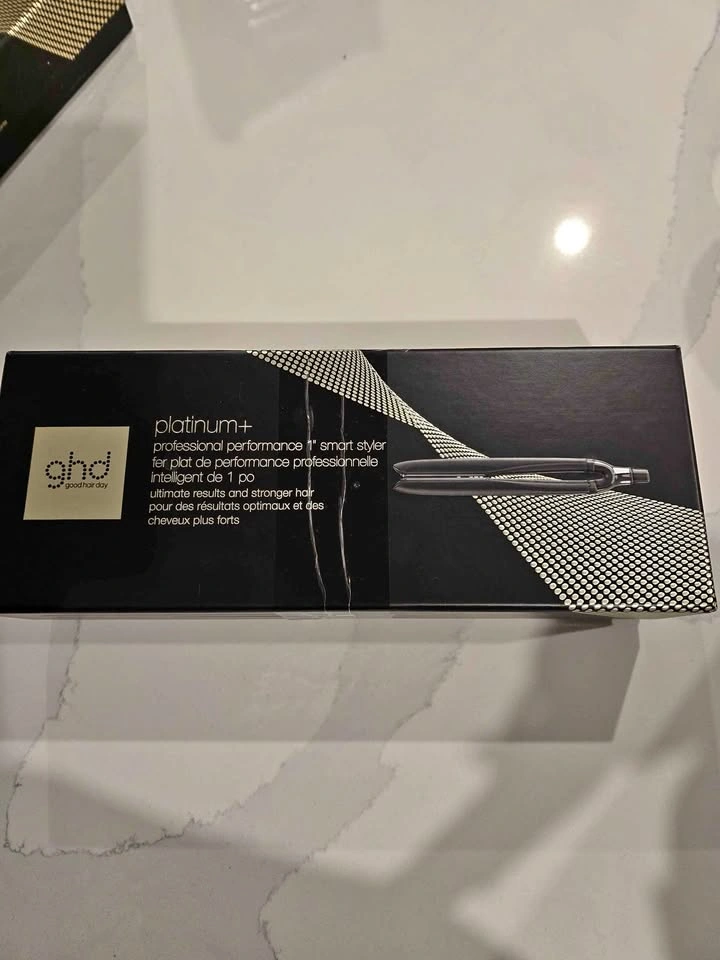 GHD Platinum+ Smart Styler