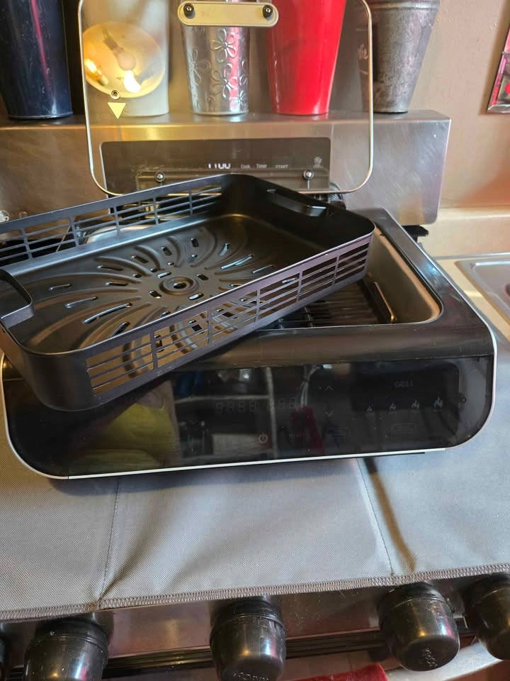 Gourmia Indoor Grill Air Fryer Combo - photo 4