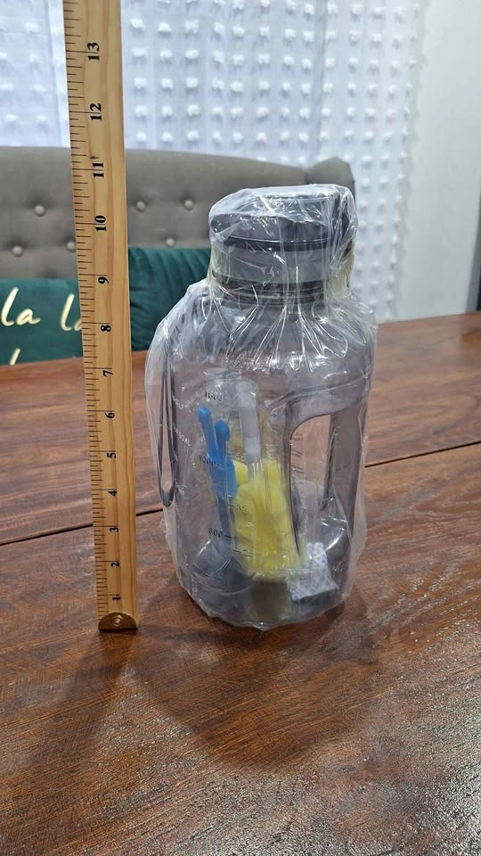 2L Motivational Water Bottle with Time Markers
