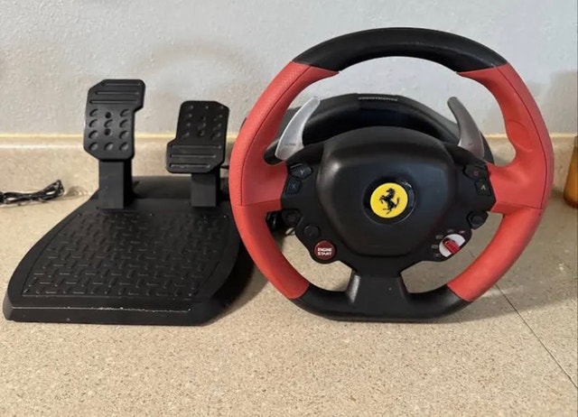 Thrustmaster Xbox One Ferrari 458 Spider Racing Wheel - photo 2