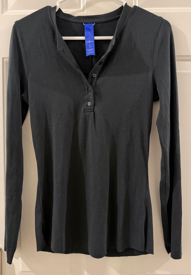 Kit and Ace Black Long Sleeve Henley Shirt - Size Small - photo 2