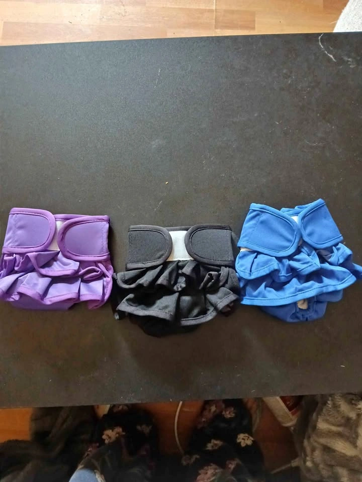New Reusable Female Dog Diapers - Size Small