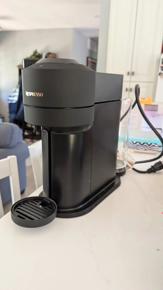 Nespresso Vertuo Next Black Edition - photo 3