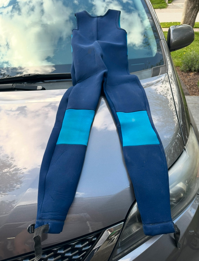 Wetsuit and Fins - photo 2