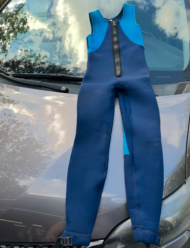 Wetsuit and Fins - photo 3