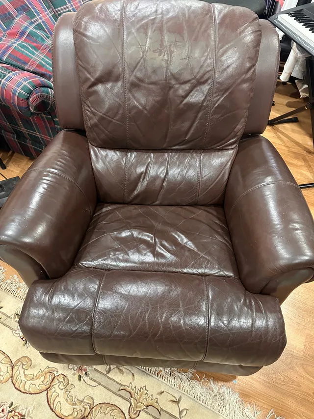 Leather Recliner thumbnail