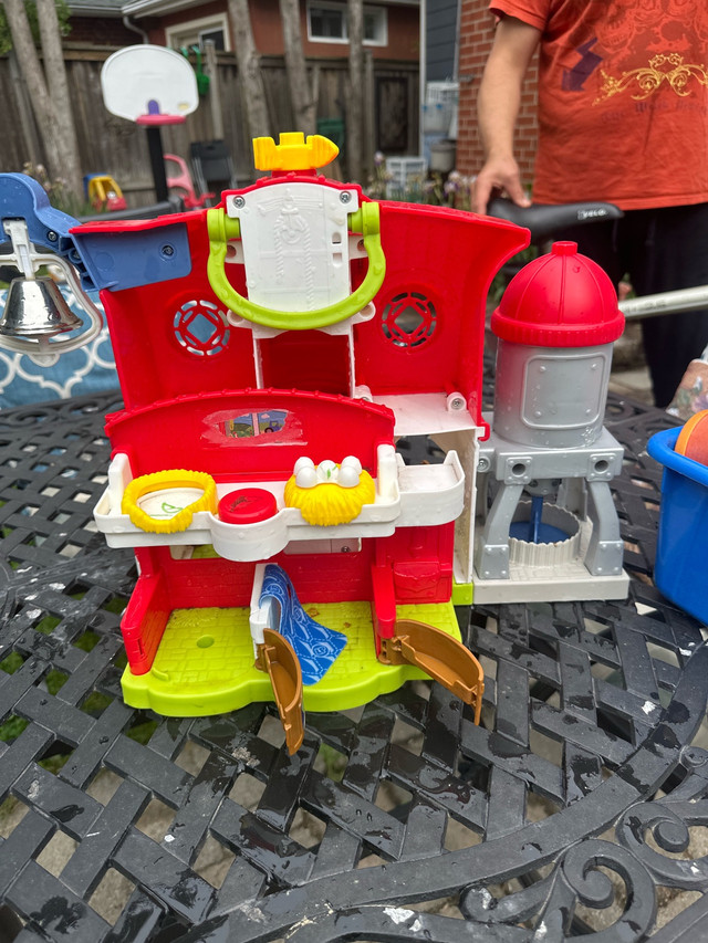 Fisher-Price Little People Farm - photo 2