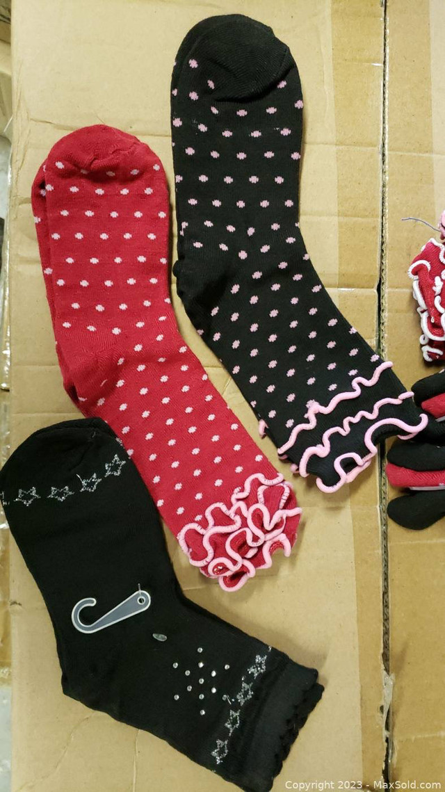 George Girls Socks 1 pair for $1 - photo 3