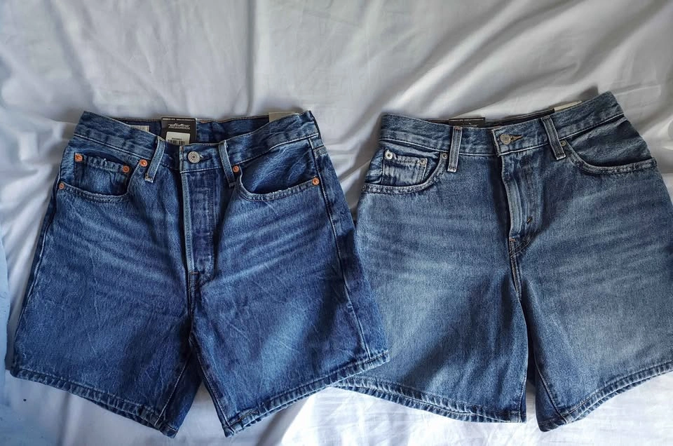 NWT Levi’s 501 Original & High Rise Baggy Shorts - Women's 25/26 - photo 3