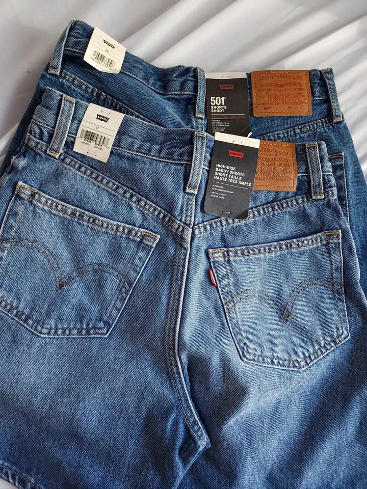 NWT Levi’s 501 Original & High Rise Baggy Shorts - Women's 25/26 - photo 4