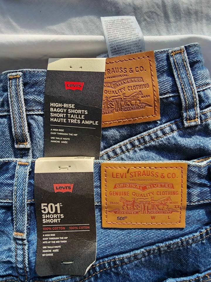 NWT Levi’s 501 Original & High Rise Baggy Shorts - Women's 25/26 - photo 5