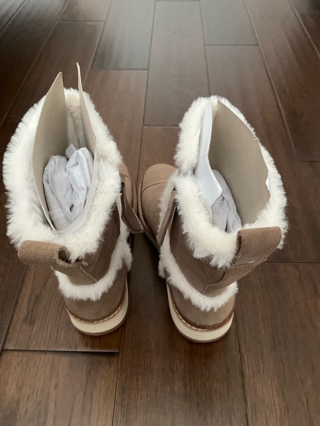 Tom's Makenna Ladies Size 6 Suede Boots - photo 3