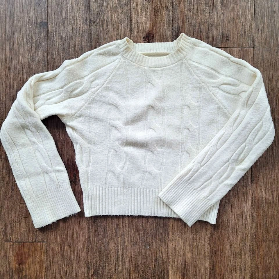 Cream Cropped Sweater