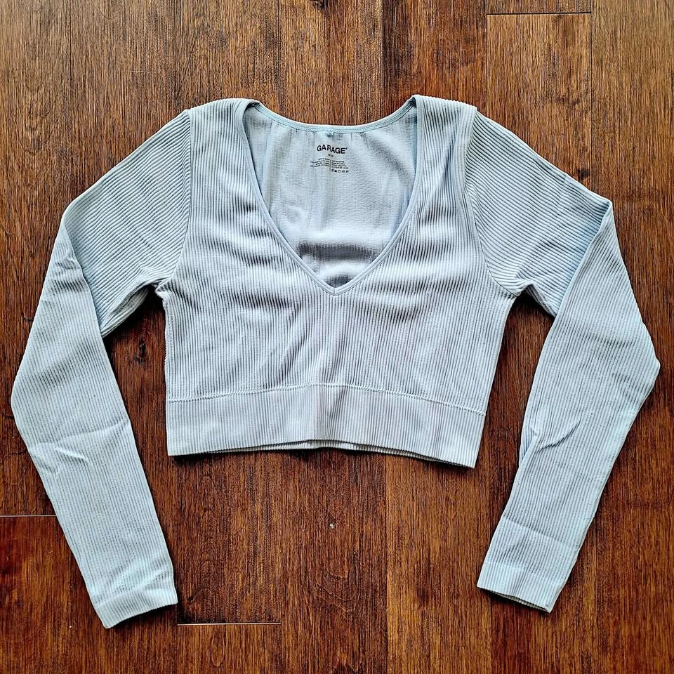 Garage Ribbed V Neck Cropped Top