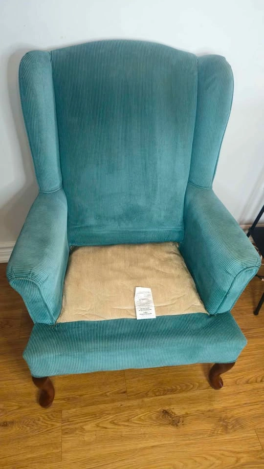 Vintage Style Wingback Accent Chair – Teal / Aqua - photo 3