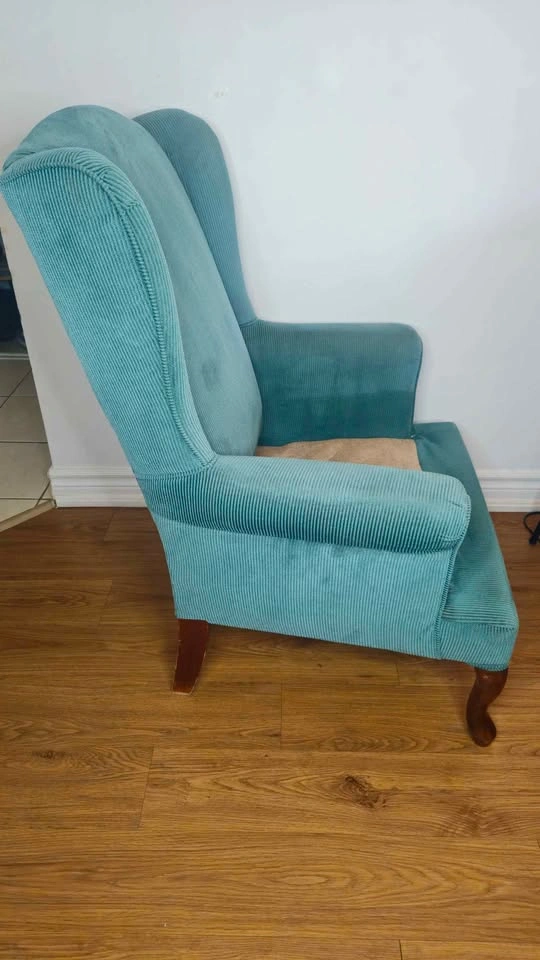 Vintage Style Wingback Accent Chair – Teal / Aqua - photo 4
