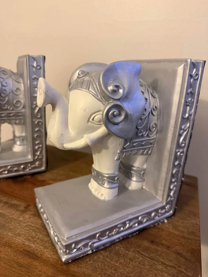 Book stand holders - photo 2