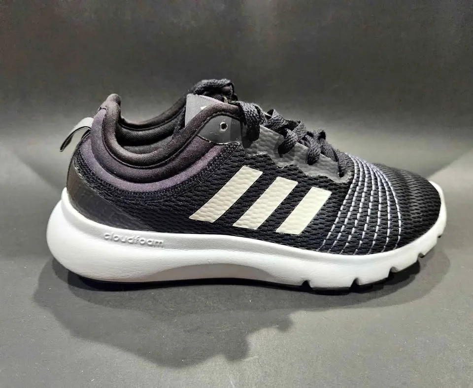 Adidas Fluid Up Cloudfoam Black /white Women 7.5 thumbnail