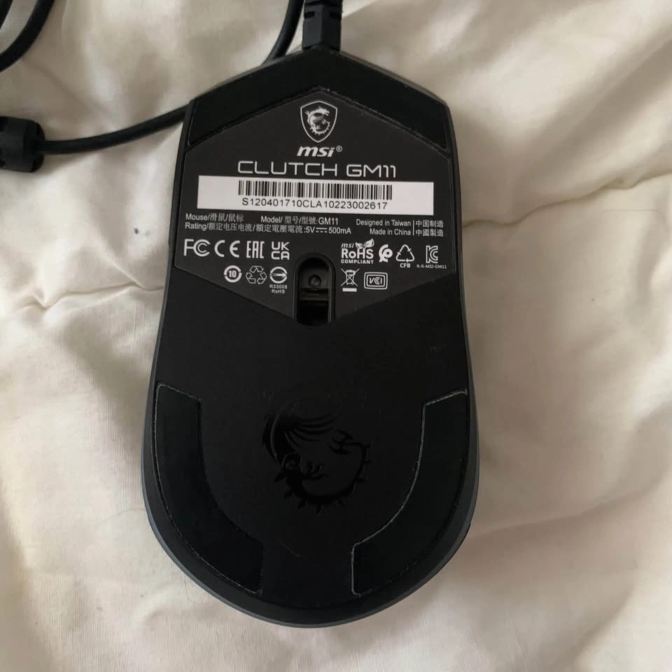 MSI Clutch GM11 Gaming Mouse - photo 2