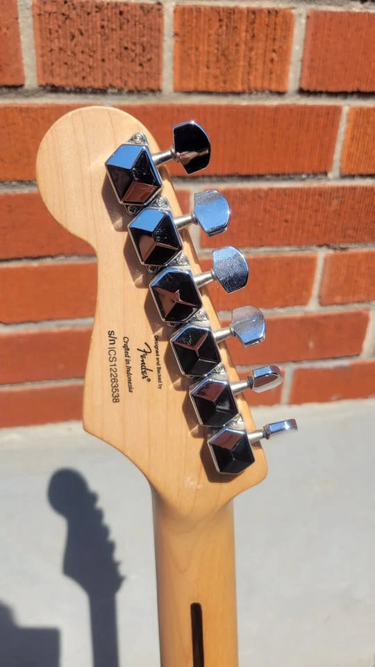 $280 Squier Bullet Stratocaster SSS Electric Guitar – Fiesta Red - photo 5