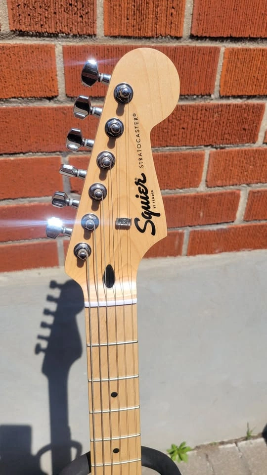 $250 Squier Stratocaster HSS Electric Guitar – Black - photo 5