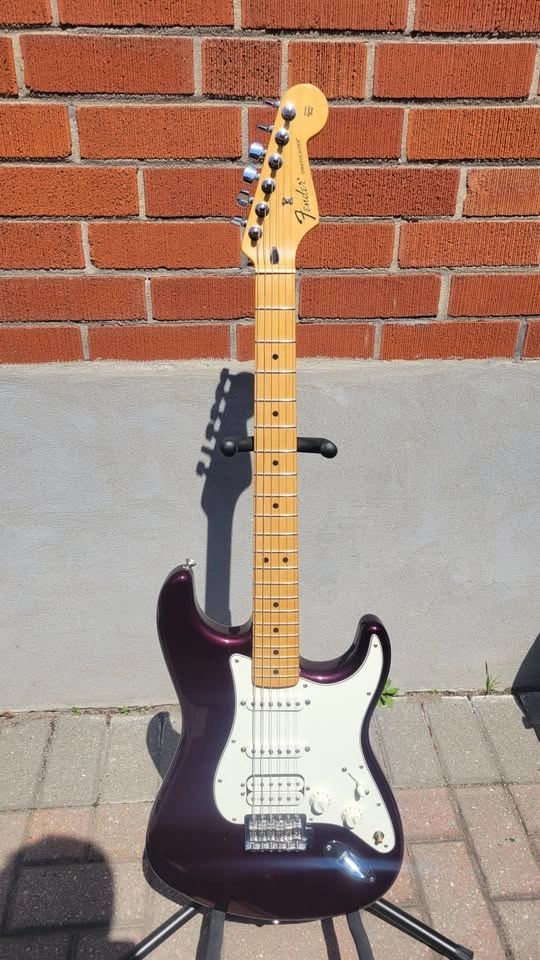 $750 Fender Stratocaster HSS Electric Guitar - Midnight Wine - photo 2