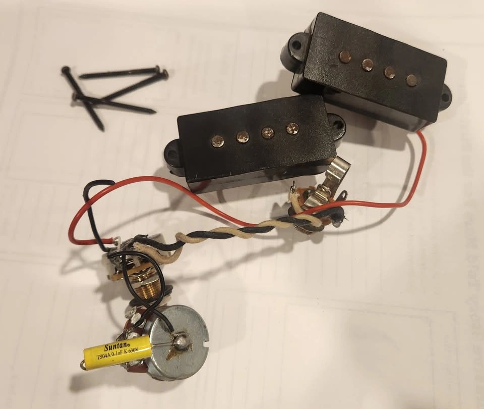 $150 Vintage Fender Precision Bass Pickup (Free Installation) - photo 2