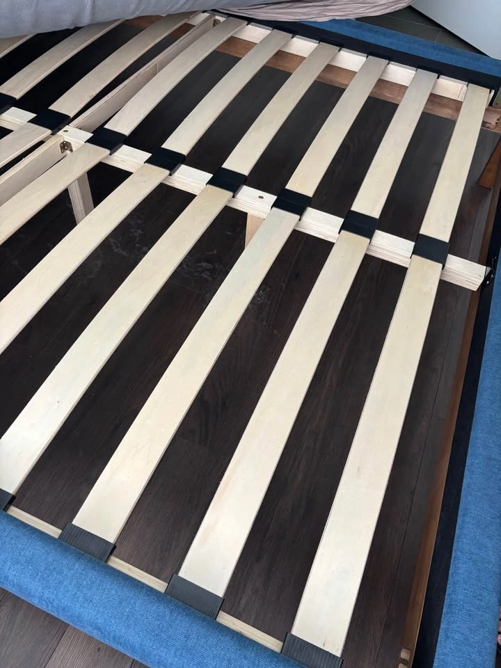 Queen Bed Frame - Structube - photo 2