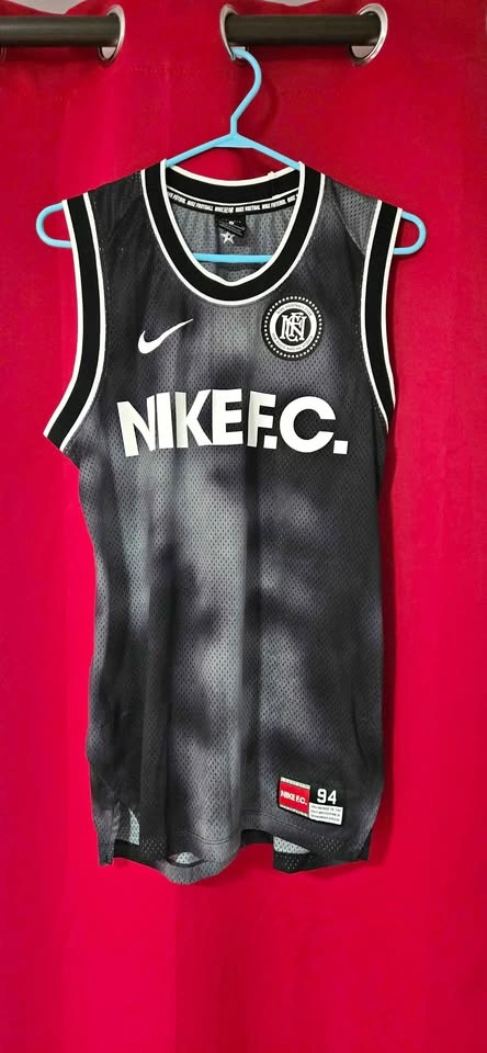 Nike FC Soccer Jersey - Men's Small
