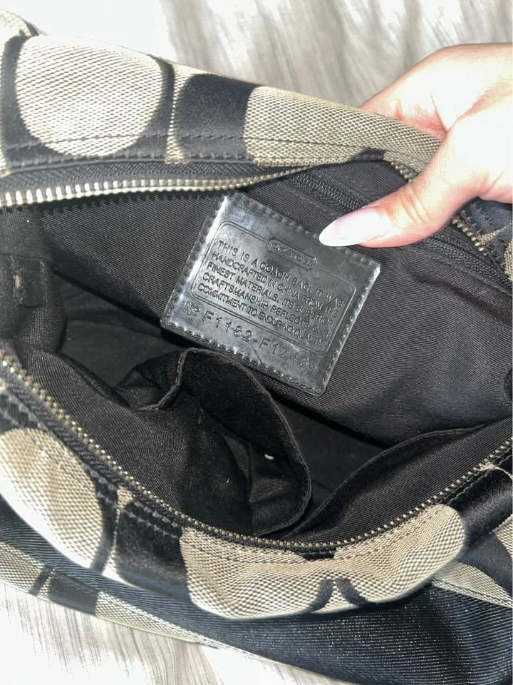 Y2K Coach Legacy Signature Stripe Hobo Bag - photo 4