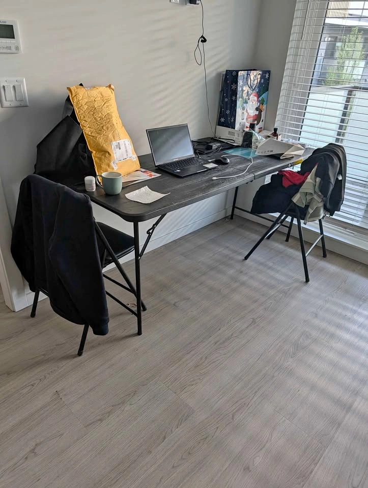 70cm Table and 4 Chairs