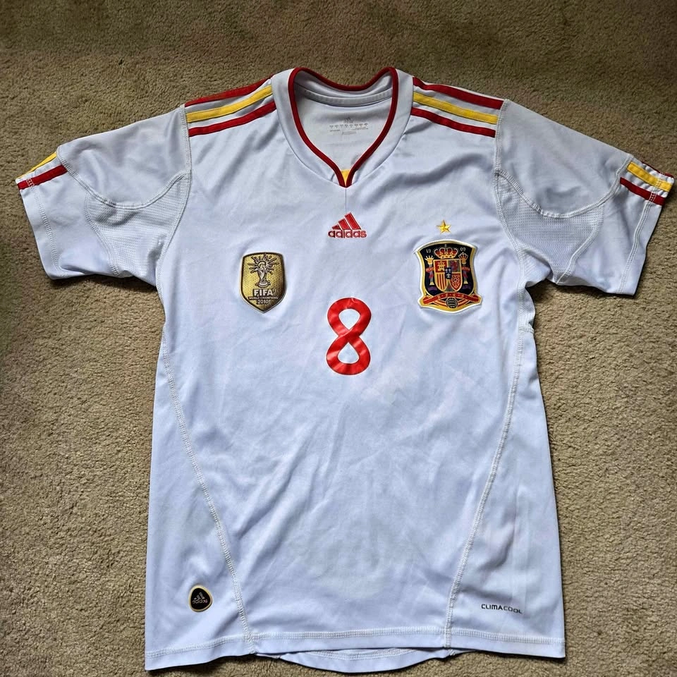 Spain World Cup Soccer Jersey - Men's Medium
