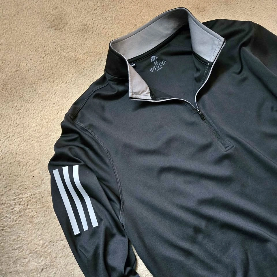Adidas pullover top men's medium