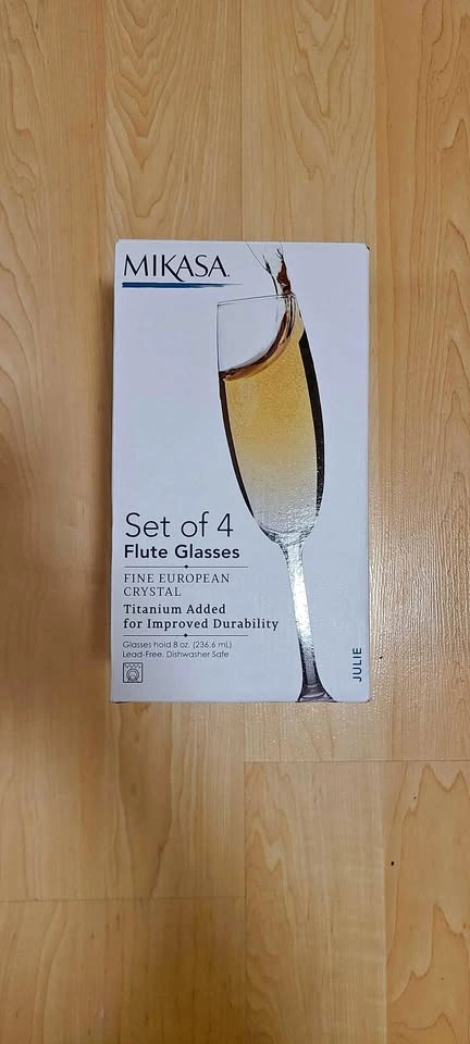 Champagne Glasses - European Crystal