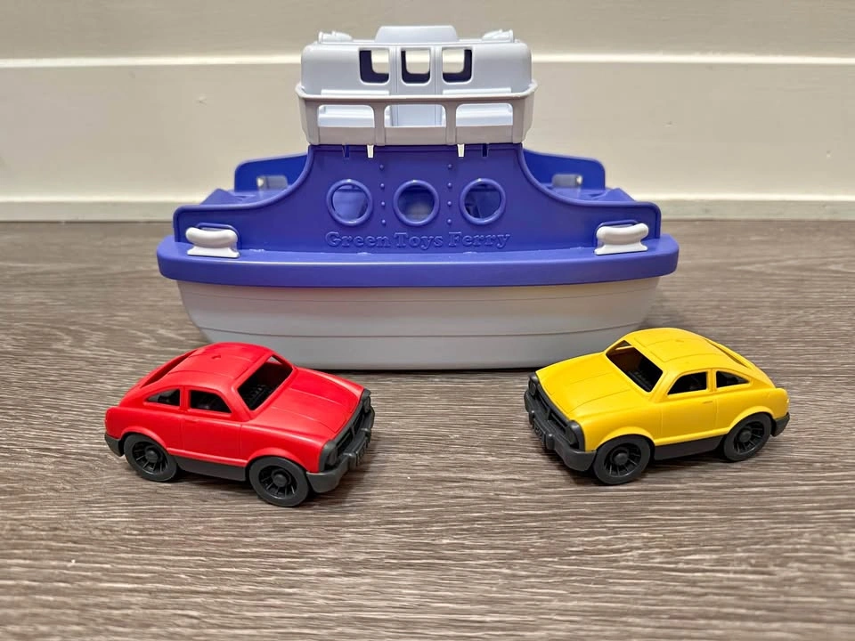 Green Toys Ferry Boat with Cars