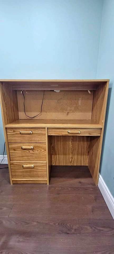 Cabinet with drawers
