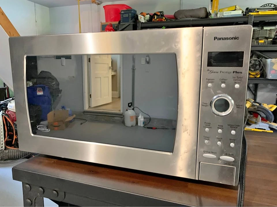 Panasonic Genius Prestige Plus Microwave
